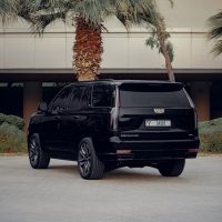 Cadillac Escalade - Image 2